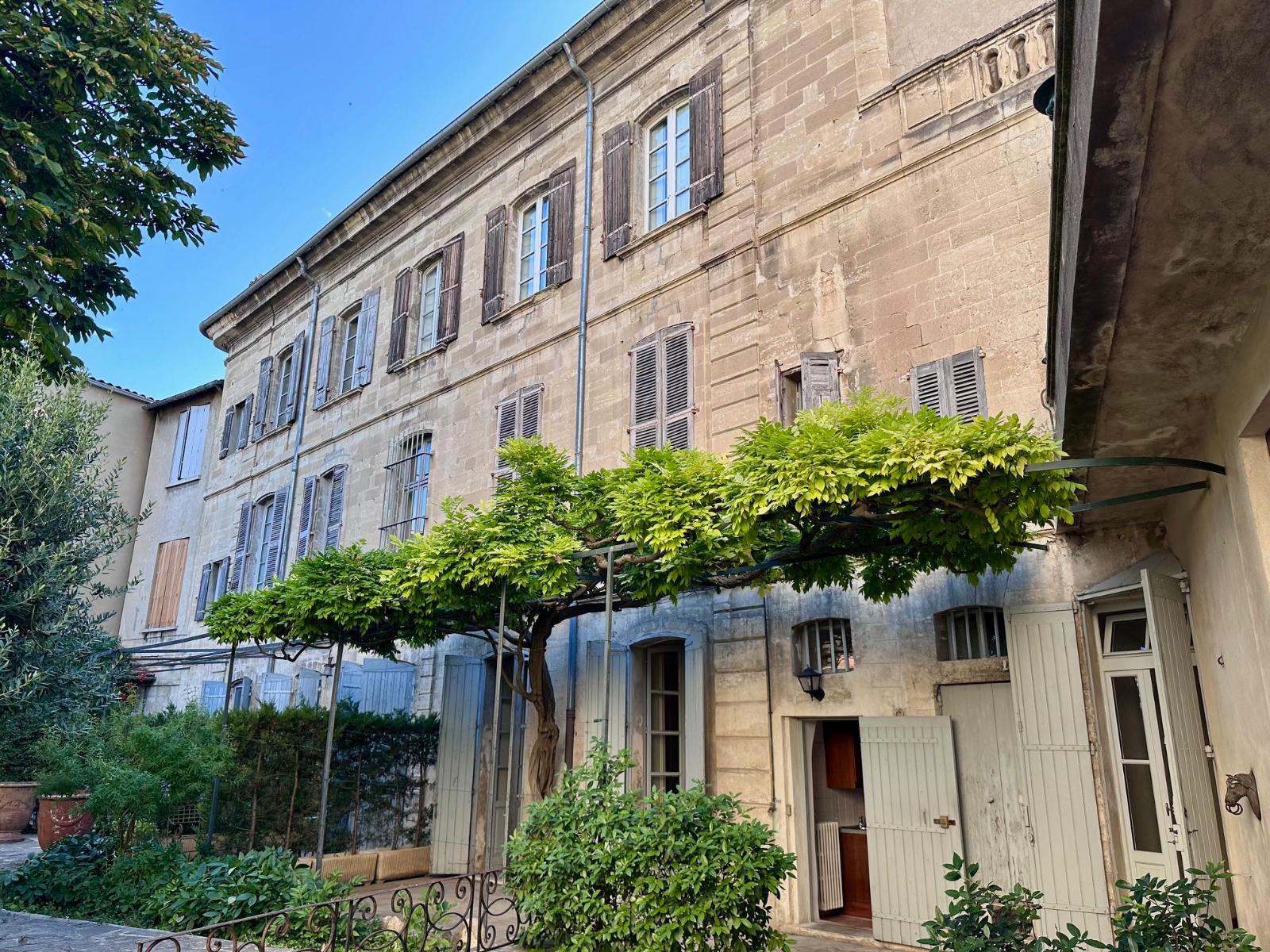 appartement 5 pièces - Avignon