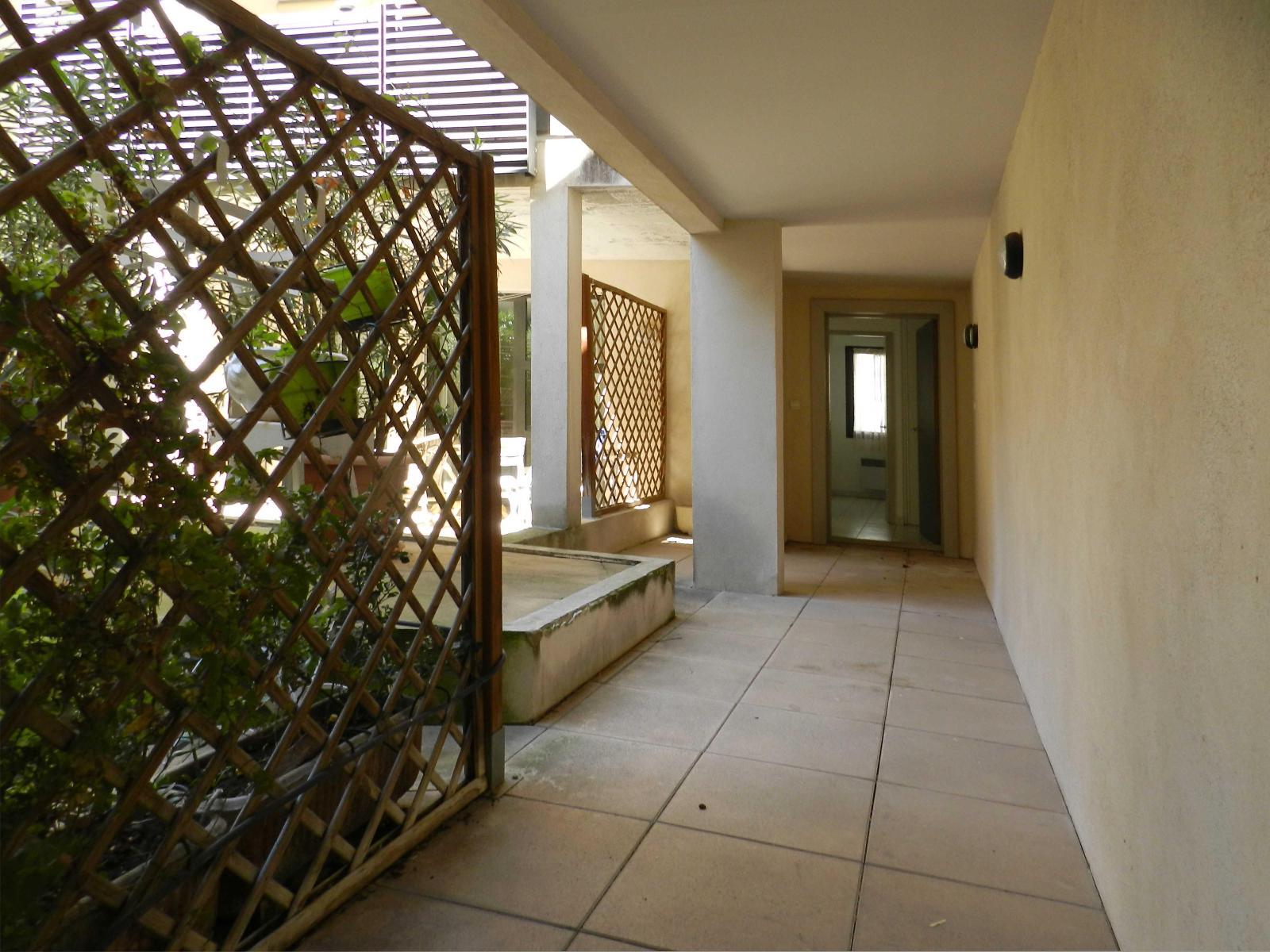 appartement 2 pièces - Avignon